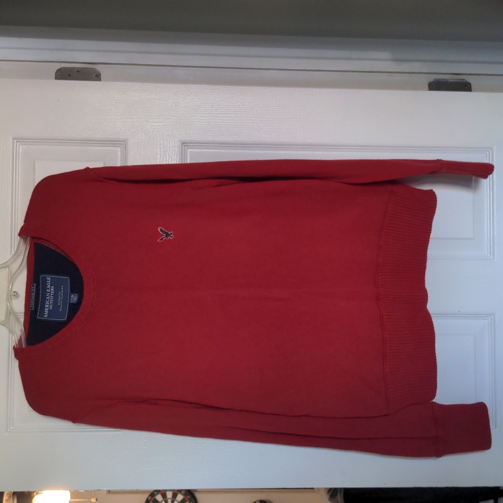 American eagle size L red knit sweater